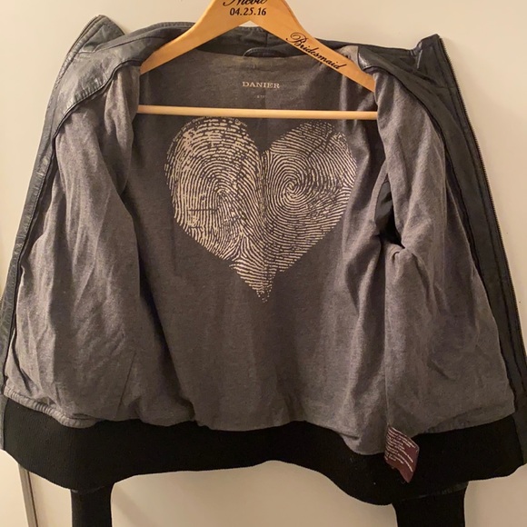 Danier black leather jacket with ribbing - Picture 2 of 7